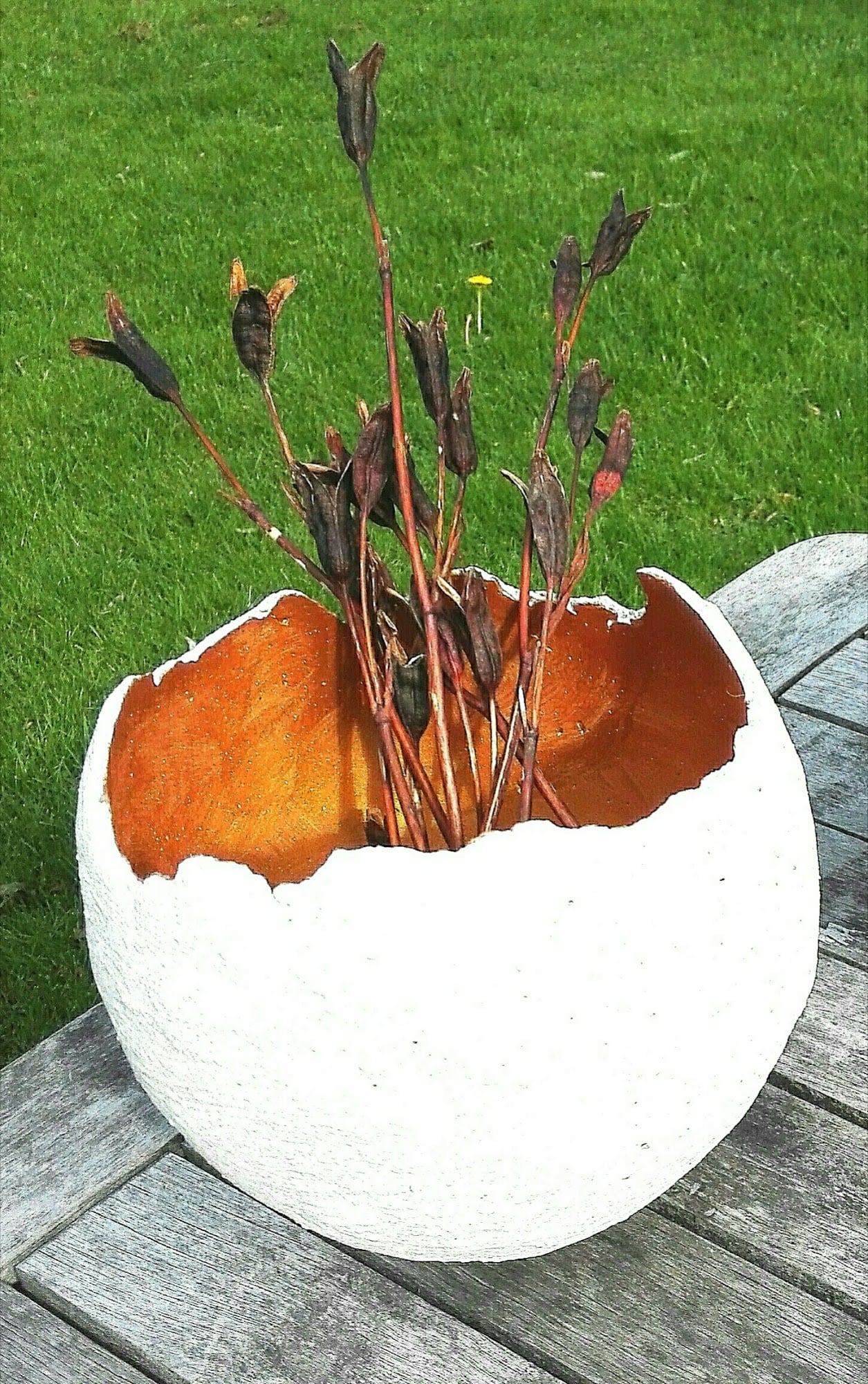 HÅNDSTØBT UNIKA SKÅL
Solgt